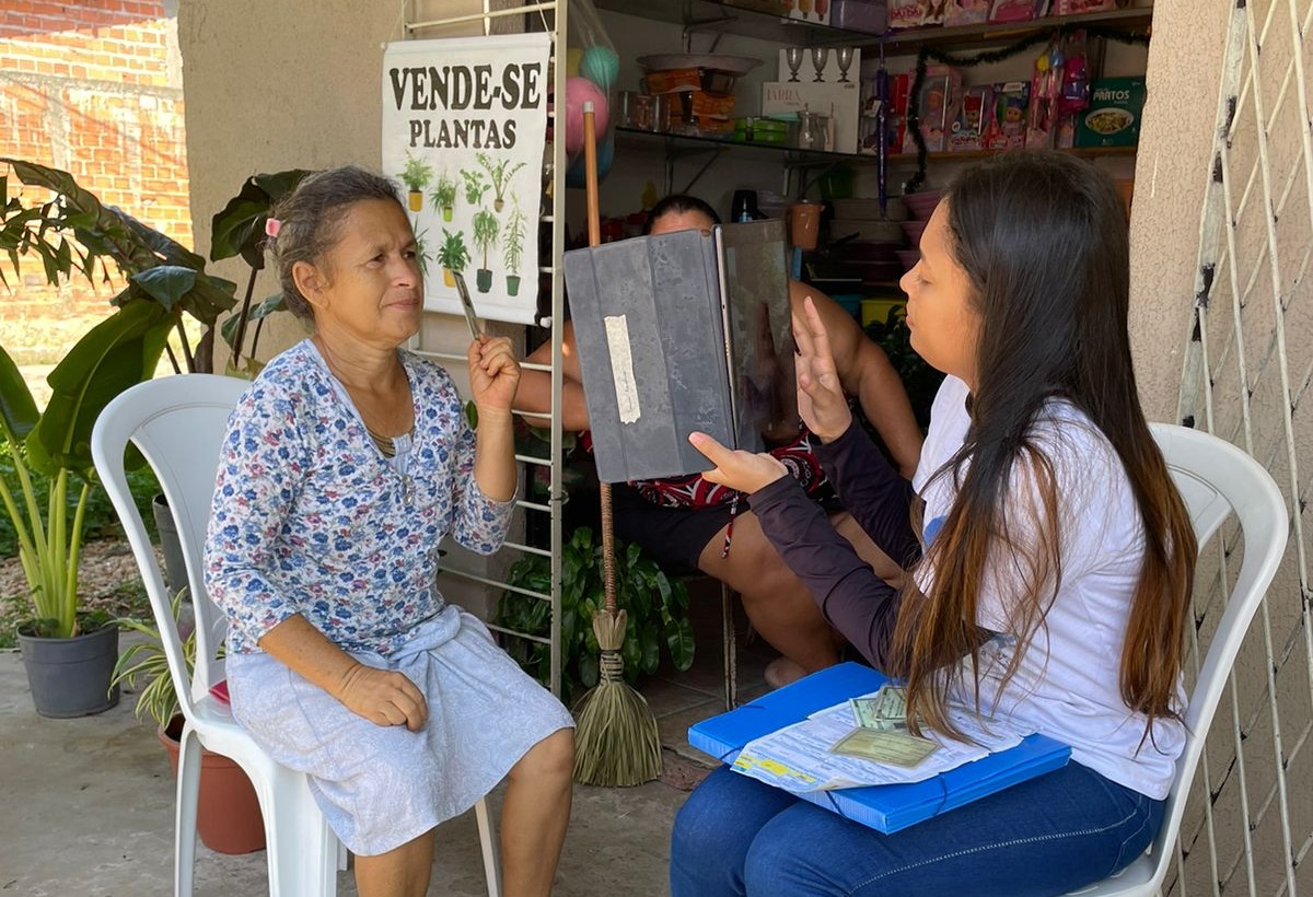 Regularização Fundiária: Prefeitura realiza mutirão para cadastro das famílias no Parque Universitário