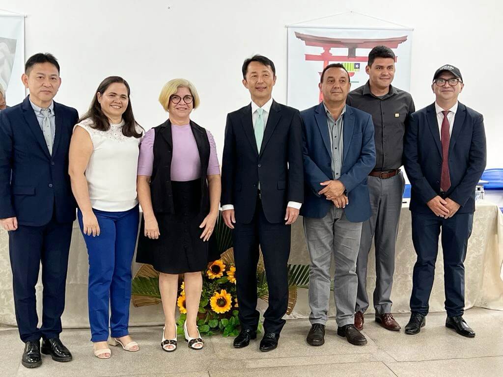 Embaixador do Japão parabeniza Teresina pelo curso de língua ofertado na Semec