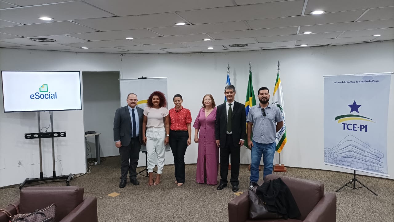 Servidores da FMS participam do curso Gestão de Folha de Pagamento para o eSocial