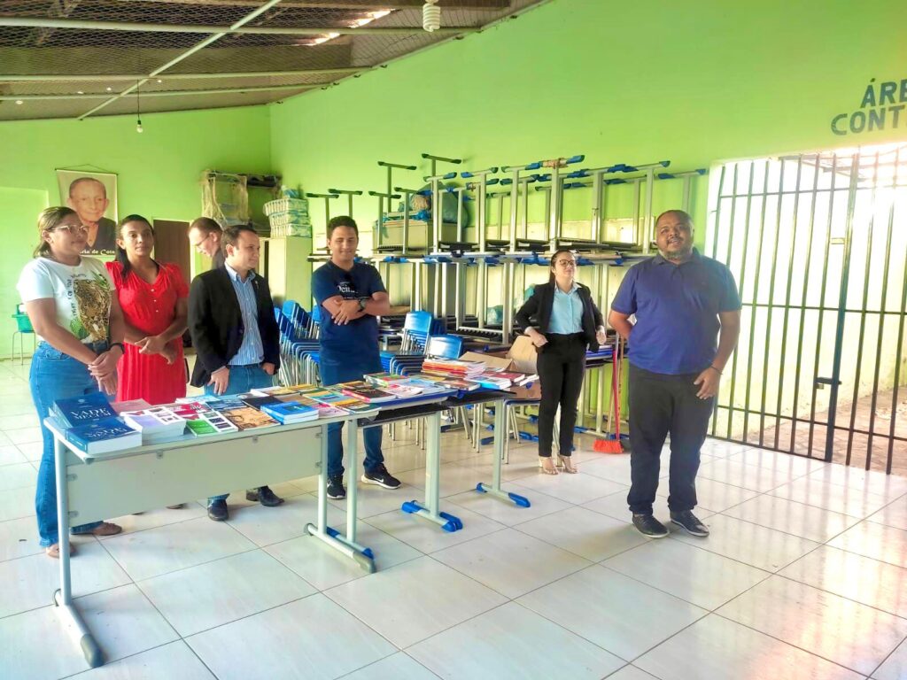 Prefeitura doa livros para Penitenciária Regional de Oeiras – Prefeitura de Oeiras – Piauí