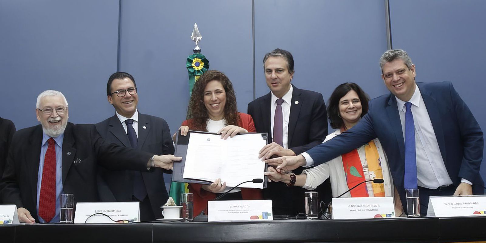 Mesa de negociação permanente com servidores tem regras estabelecidas