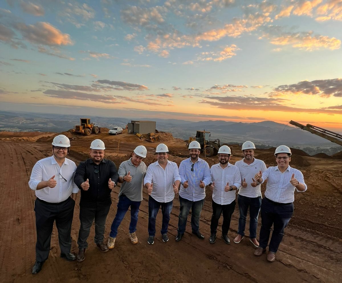 Rafael Fonteles visita em Minas Gerais mineradora que vai operar em Piripiri