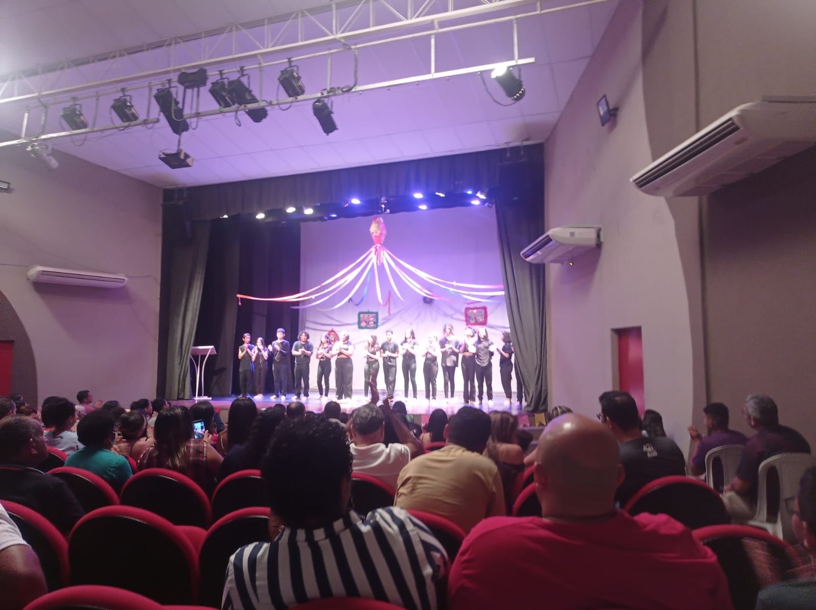 Teatro João Paulo receberá concerto de violão na noite desta quinta-feira (13)