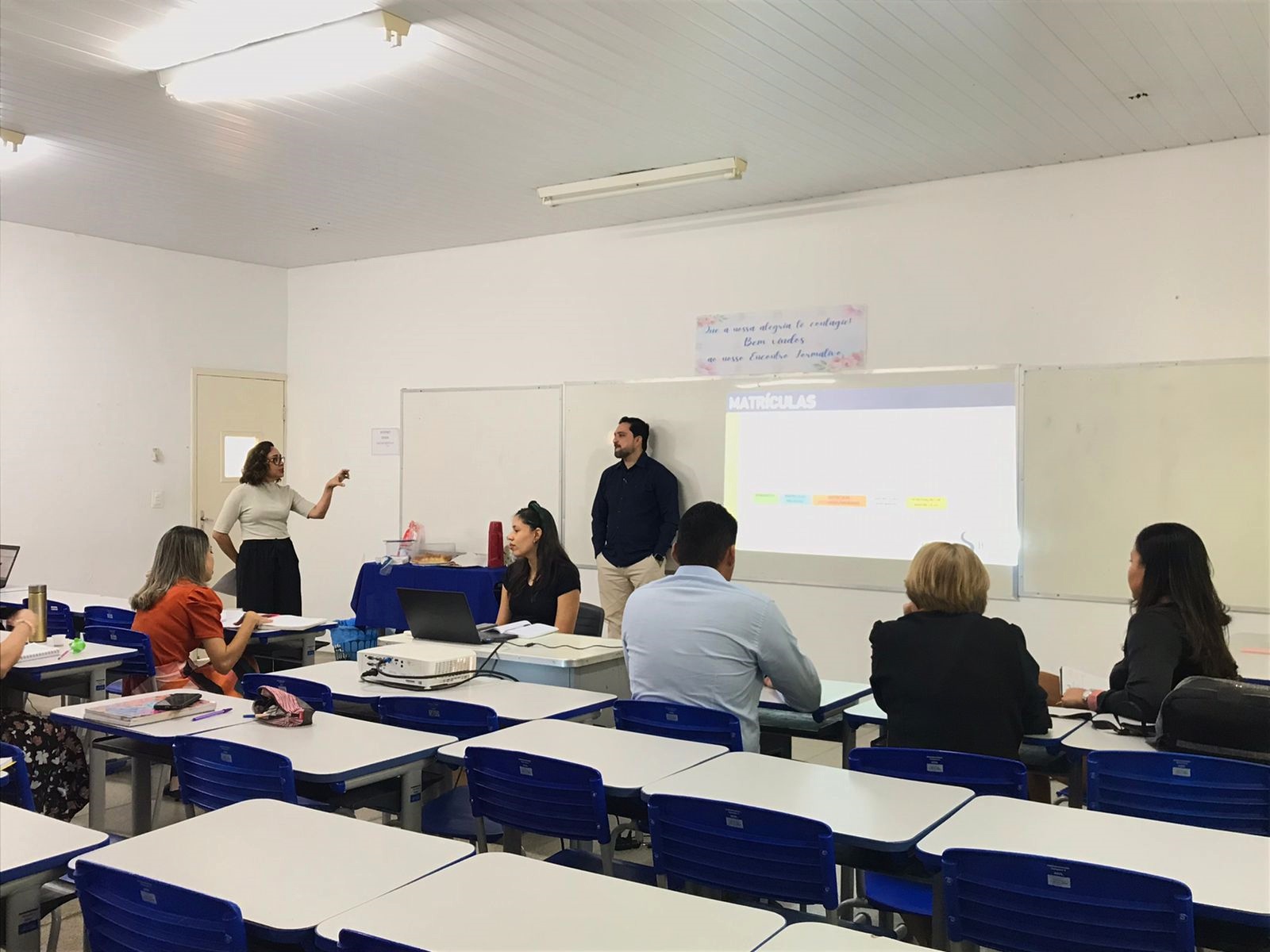 Semec apresenta relatório das matrículas online 2023