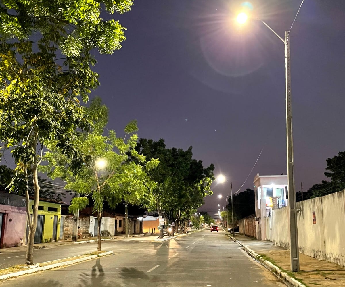 Prefeitura de Teresina amplia iluminação pública da avenida Batalha, na zona Norte