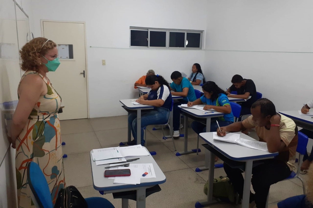 Escolas da zona Sul de Teresina abrem turmas de EJA