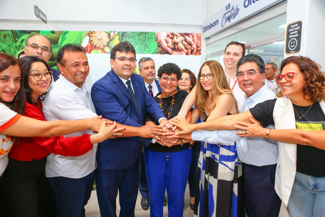 Governo do Estado lança espaço com produtos da agricultura familiar em rede de supermercados de Teresina