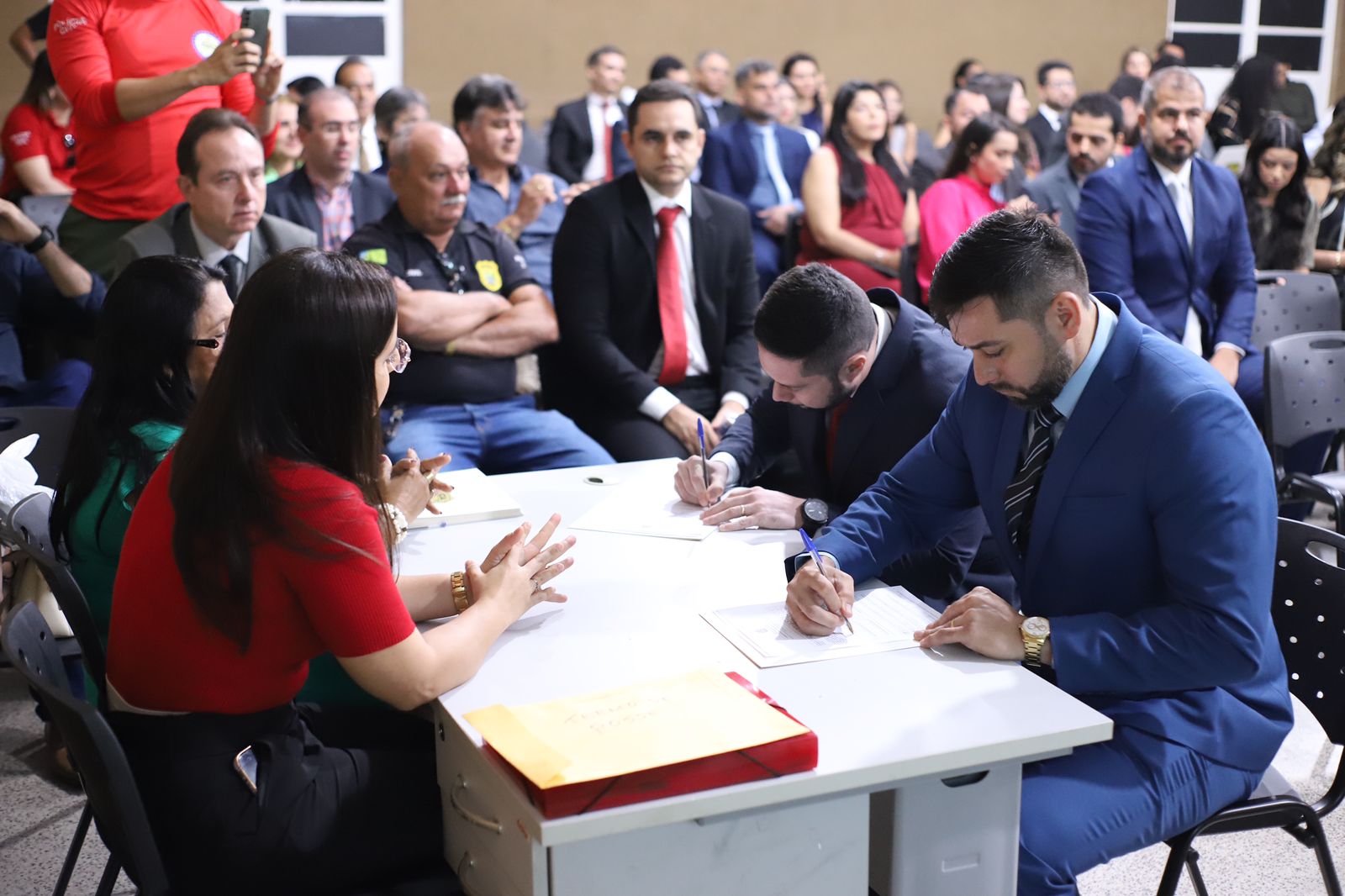 Polícia Civil dá posse aos delegados nomeados pelo Governo do Estado