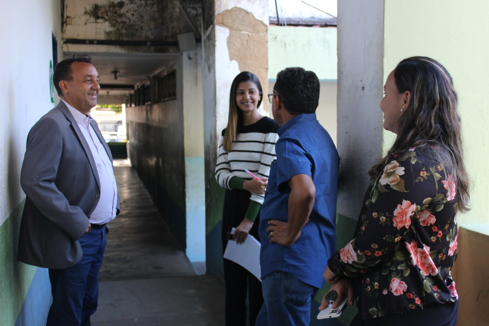 Secretário de Educação realiza visita técnica na E.M. Parque Itararé