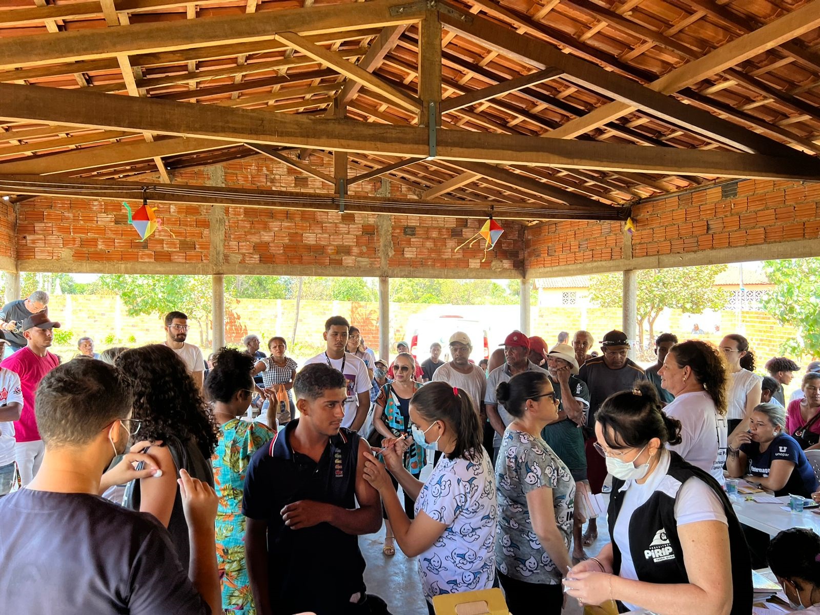 Sesapi realiza ação e vacina comunidade quilombola em Piripiri