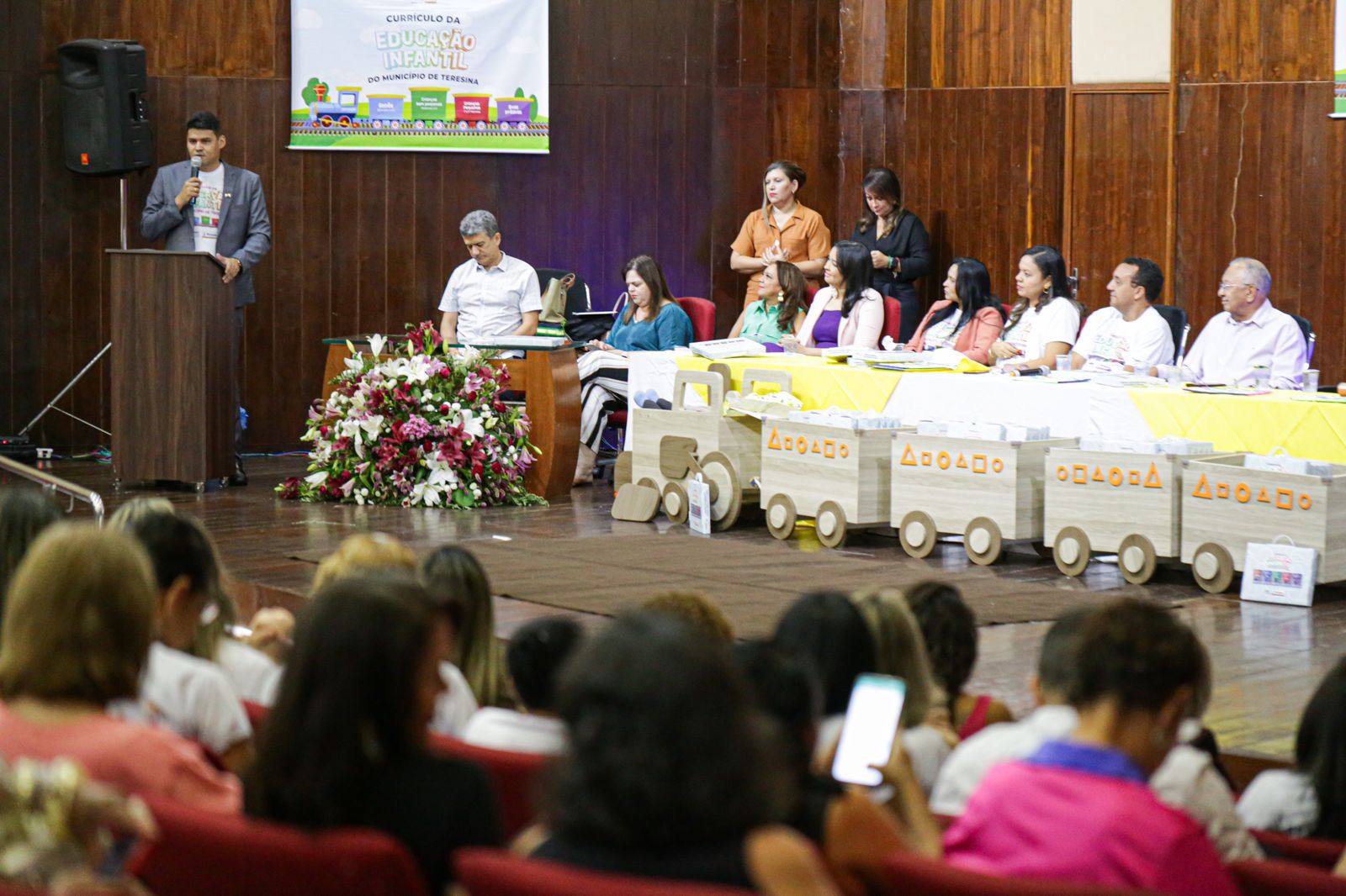 Prefeitura de Teresina faz o lançamento do novo Currículo da Educação Infantil do município
