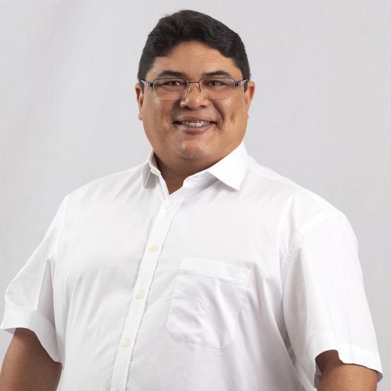 Prefeito Maxwell valoriza os profissionais e investe na estrutura das escolas