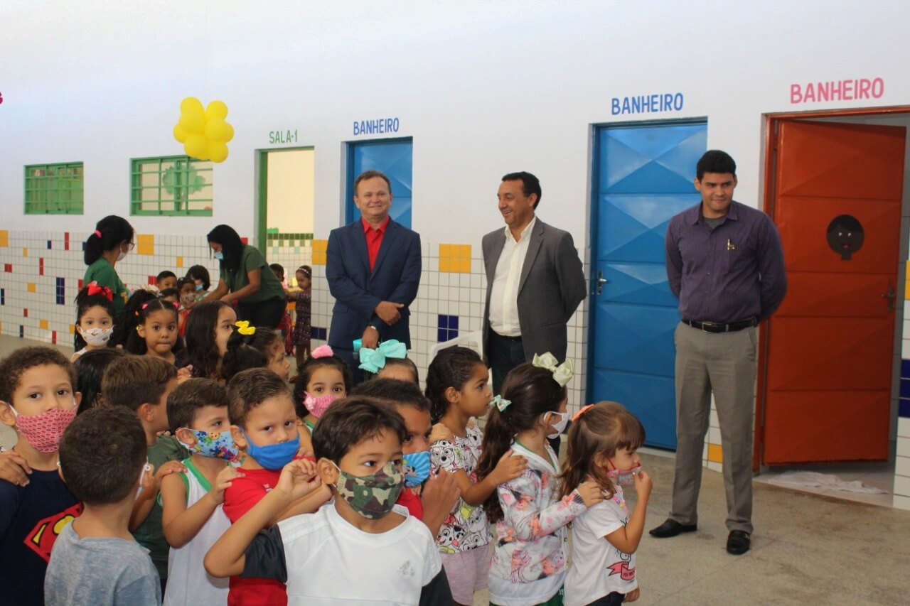 Semec e Saad Sudeste firmam parceria para melhorias de infraestrutura em unidades de ensino