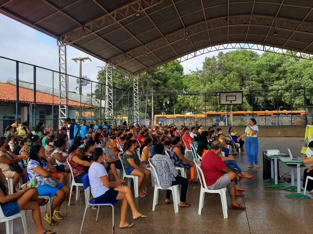 E. M Santa Teresa recebe Projeto Escola de Pais