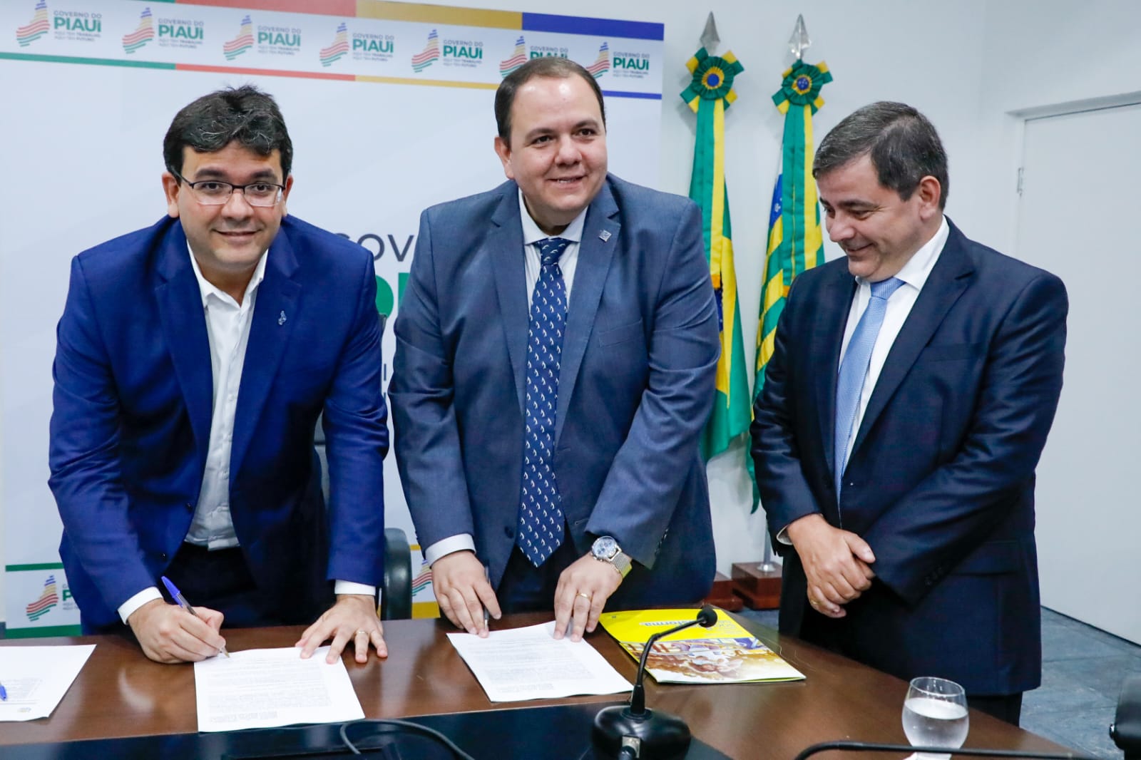 Governo do Piauí celebra contrato de R$ 2 bilhões com o Banco do Brasil