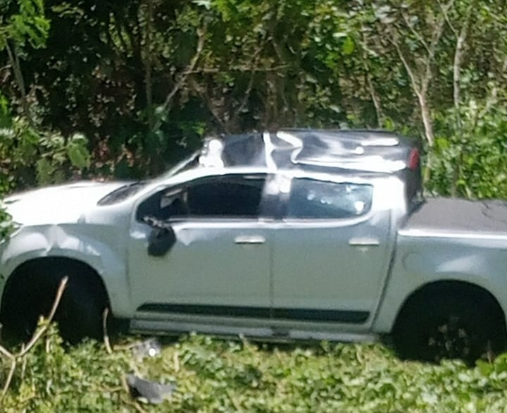 Motorista cochila ao volante e caminhonete cai da Ponte Wall Ferraz em Teresina