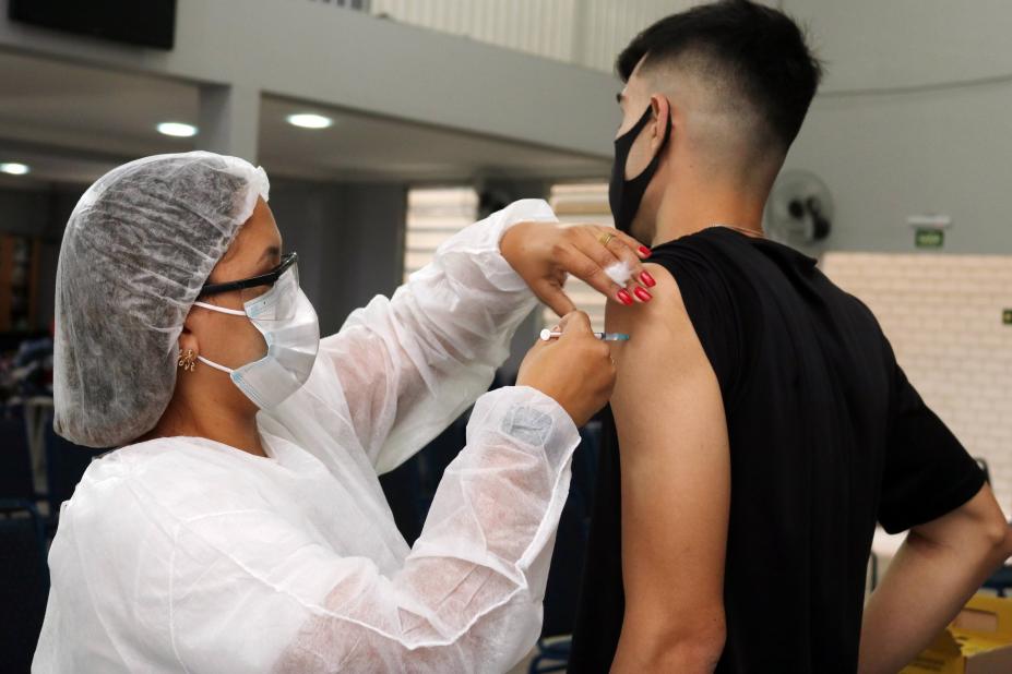 Teresina tem vacinação contra gripe e covid-19 nesta sexta-feira (09)