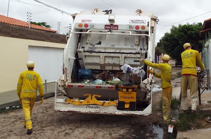 Prefeitura de Teresina renova contrato com empresa para coleta de lixo