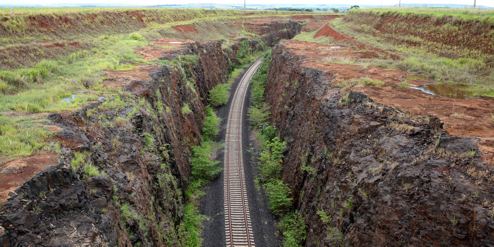Após mais de 35 anos, Ferrovia Norte-Sul tem obras concluídas