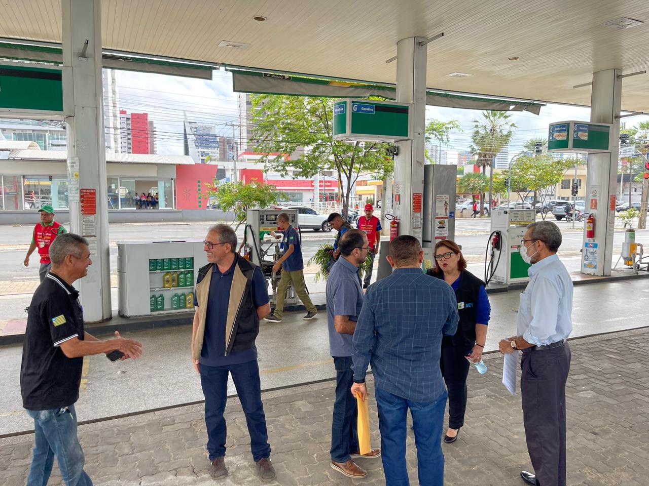 Petrobras reduz preço da gasolina em 4,66% para distribuidoras