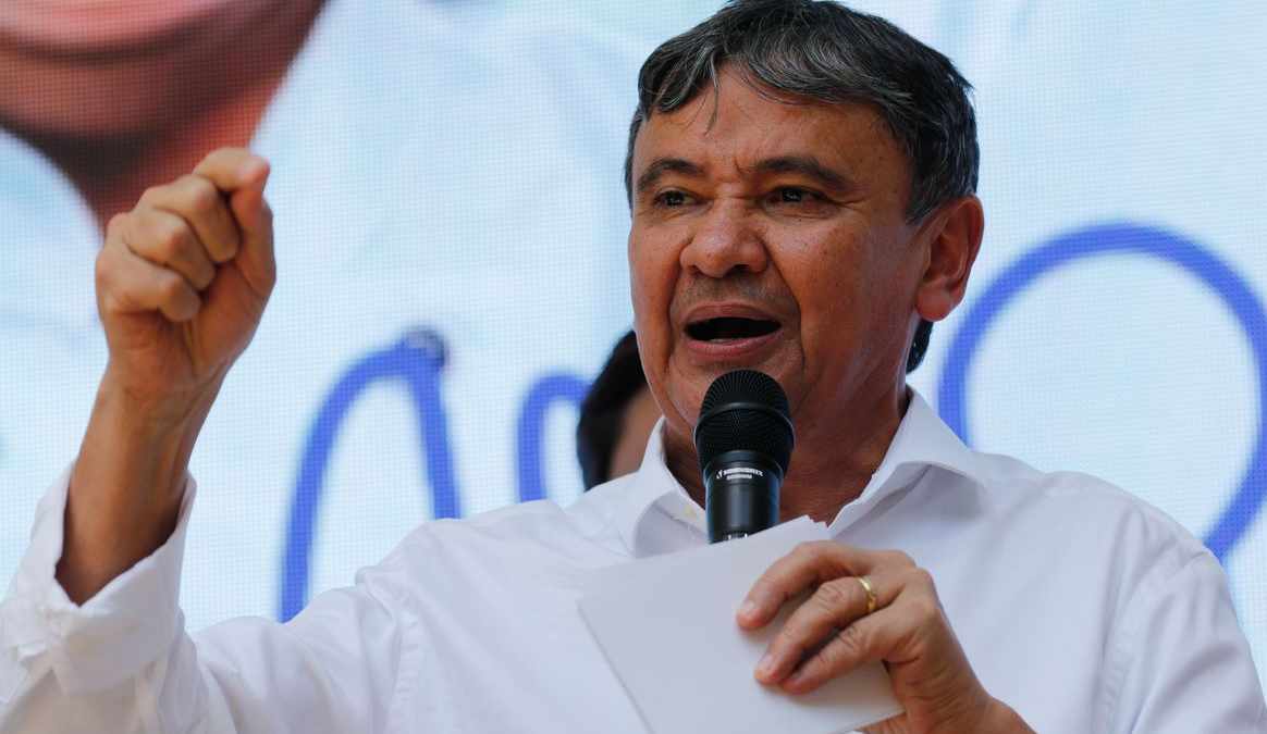 Ministro Wellington Dias vistoria obras de mobilidade urbana em Teresina