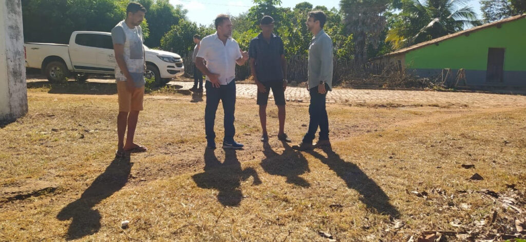 Zé Raimundo anuncia construção de praça e agroindústria no povoado Morro Redondo, em Oeiras – Prefeitura de Oeiras – Piauí