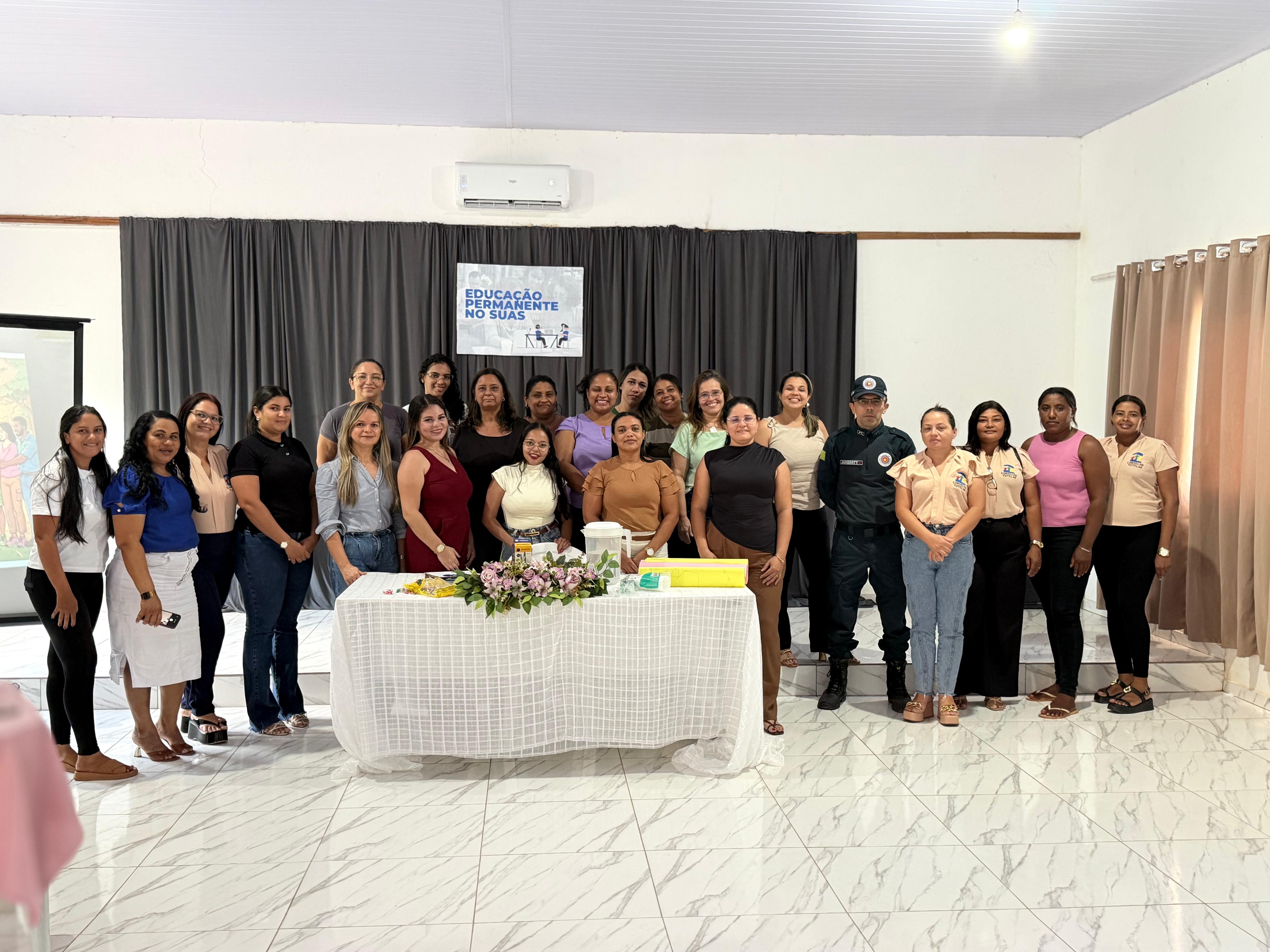 Olho D'Água do Piauí promove formação para trabalhadores do SUAS sobre medidas socioeducativo e prevenção ao uso de álcool e drogas