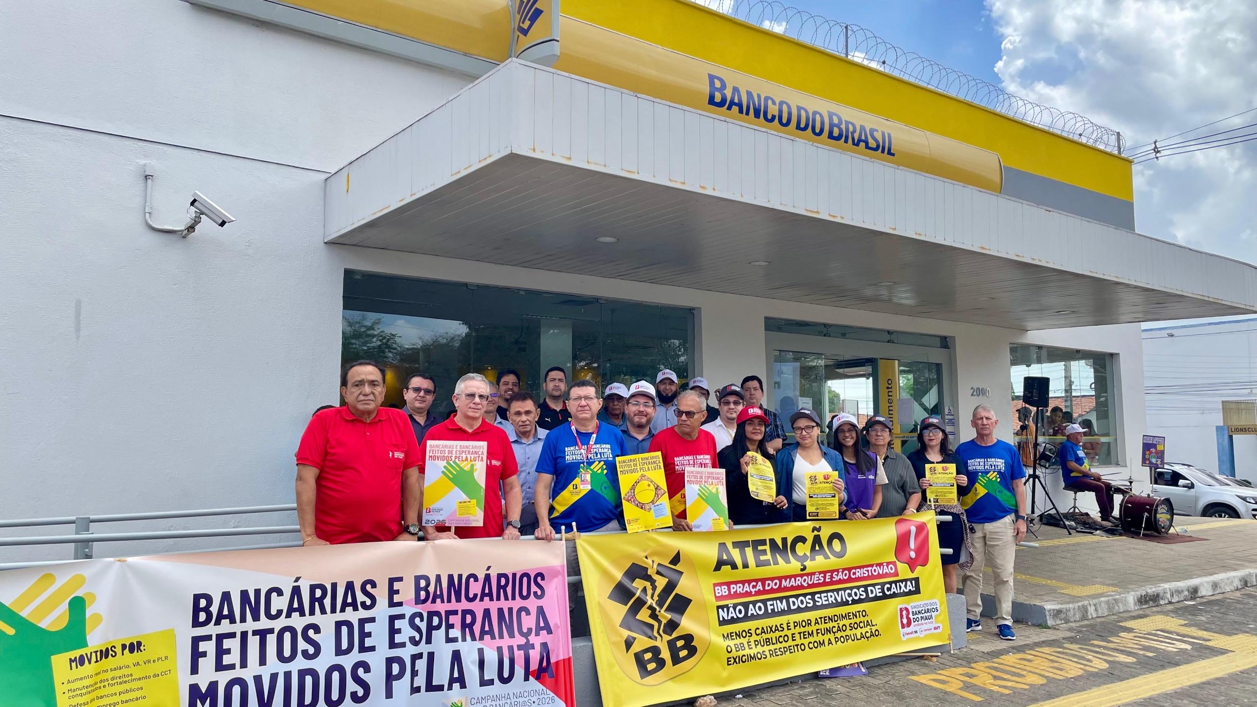 Bancários da Caixa e do BB iniciam greve por tempo indeterminado no Piauí