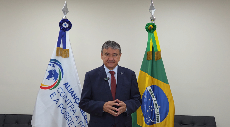 Bolsa família terá valor mínimo de R$ 691 a partir de outubro, diz ministro