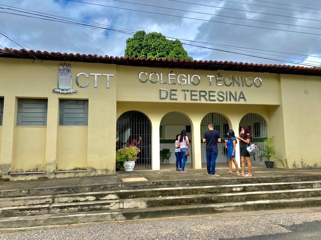 UFPI abre 745 vagas em cursos técnicos em três cidades; confira